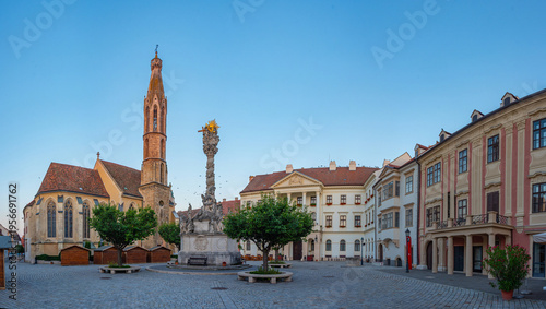 Vászonkép Sunrise view of Fo ter in Sopron, Hungary