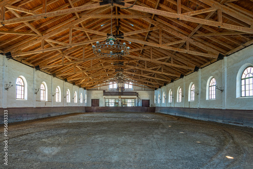 Tableau sur toile Training ground at the State Stud-Farm Estate of Mezohegyes, Hun