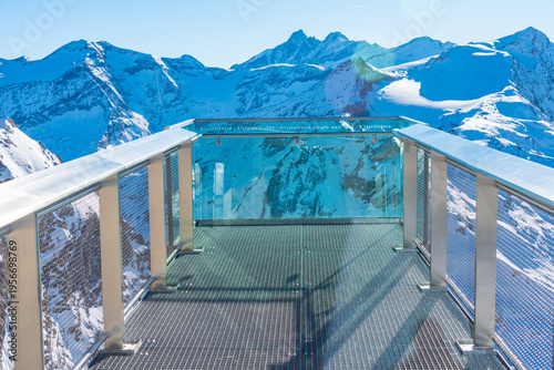 Bild auf Leinwand Ski bridge at Top of Salzburg viewpoint at Kitzsteinhorn in Aust