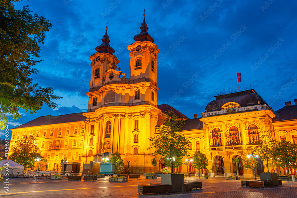 Obraz premium Sunrise view of Church of Anthony of Padua at Eger, Hungary
