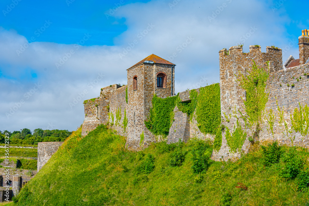 Fototapeta premium Summer day at Castle of Dover in England