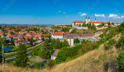 Fotografía Veszprem castle viewed during a sunny day, Hungary