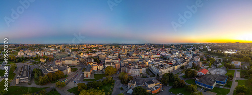 Fotografie Sunset view of Dolni Vitkovice industrial area in Ostrava, Czech