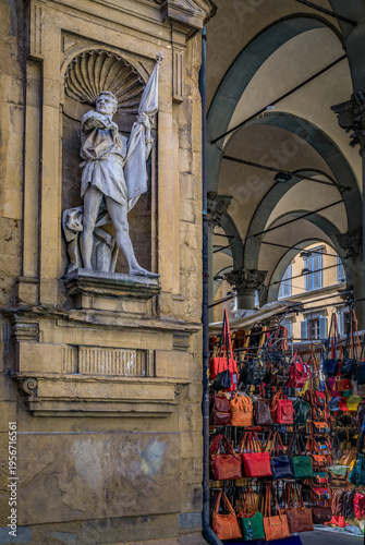 Photos Revolt leader Michele di Lando marble statue near Mercato Nuovo, Florence, Italy