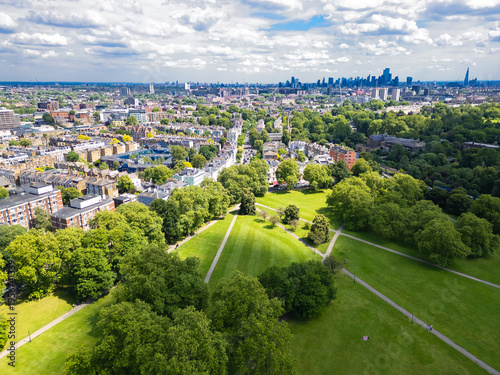 Photos Primrose Hill, London on a sunny day