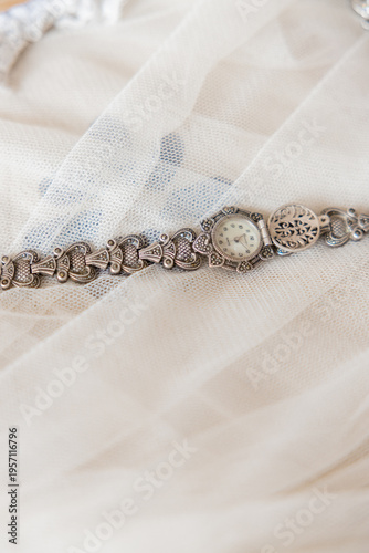 boda, novia, amor, anillos, mujer, gente, novio, casado, familia, ceremonia. casada, celebración, preparativos, detalles, vestido, bata, decoración