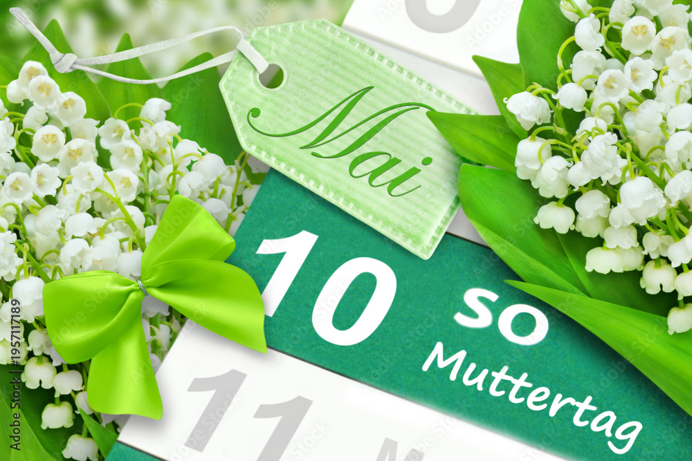 Fototapeta premium Deutscher Kalender Datum 10. Mai 2026 Sonntag und Muttertag mit Blumen