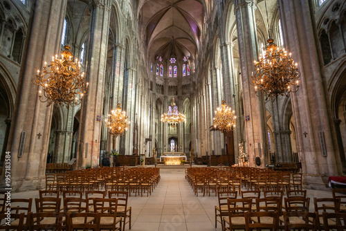 Tableau sur toile The illuminated nave inside Saint-Etienne cathedral in Bourges - France