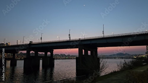 Yeongdong Bridge Traffic Dusk Han River 영동대교 황혼 차량 한강 영상