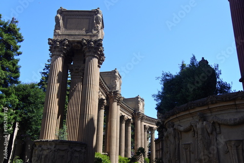 Säulengang am Palace of Fine Arts in San Francisco	