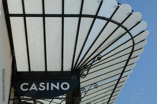 marquise art déco d'un casino