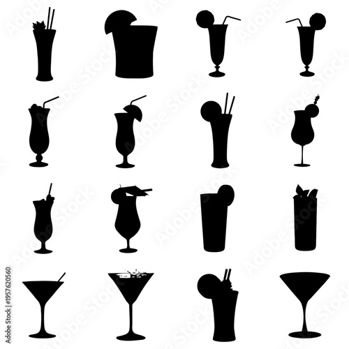 Copas de diferentes bebidas