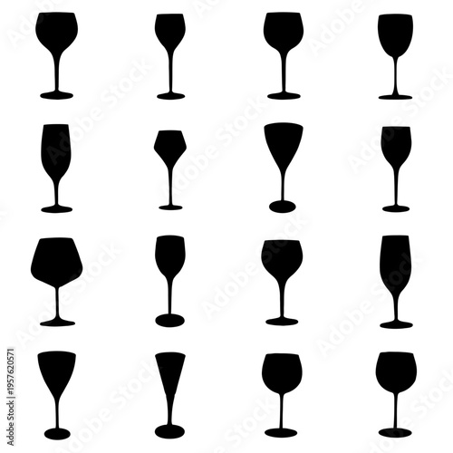 Copas de diferentes bebidas