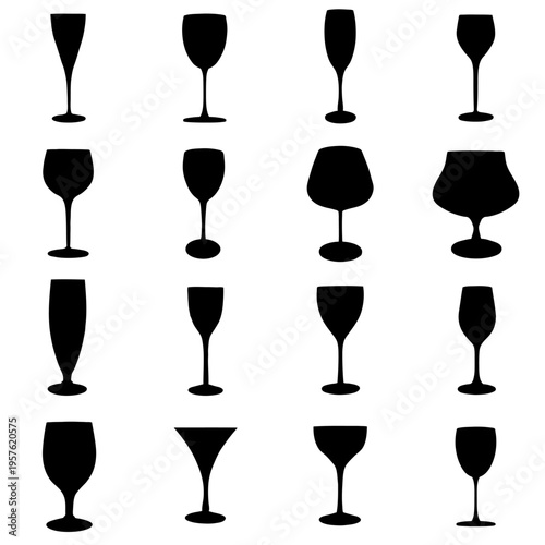 Copas de diferentes bebidas