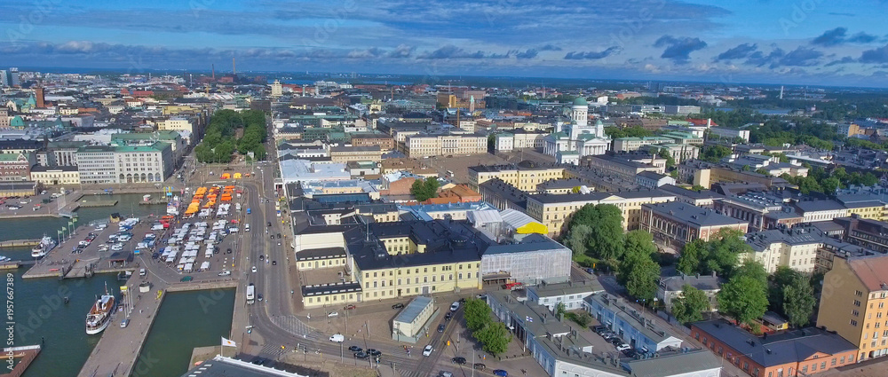 Fototapeta premium Aerial view of Helsinki skyline from Uspenski Cathedral