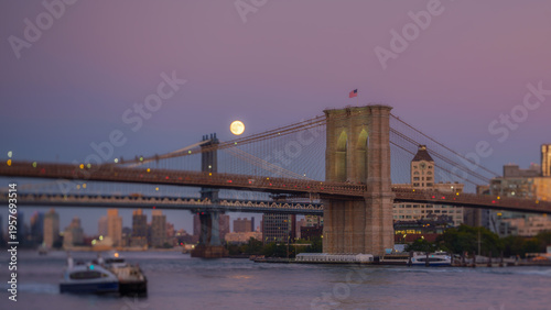 Wallpaper Mural Moonrise over the Brooklyn Bridge Torontodigital.ca
