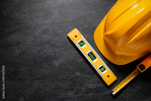 Hardhat and construction to...