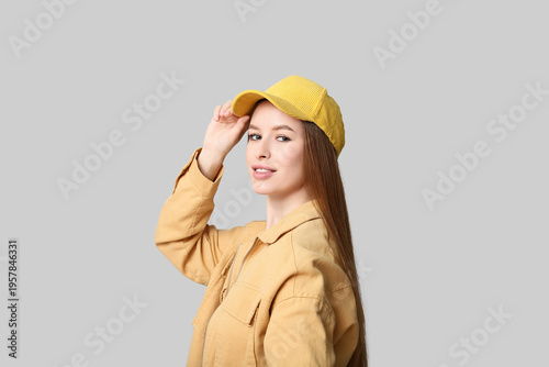 Beautiful young woman in st...