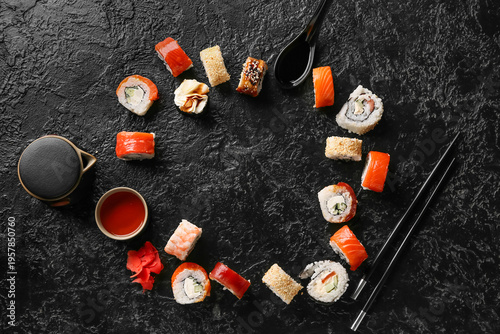 Frame made of tasty sushi r...