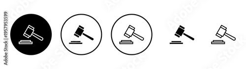 Gavel icon vector. judge gavel sign and symbol. law icon. auction hammer