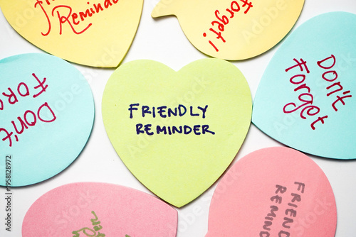 Foto Text friendly reminder colorful sticky notes paper