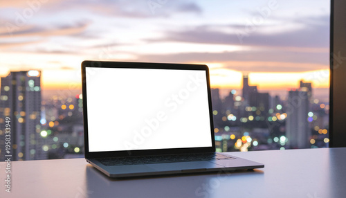 Modern Laptop Mockup with Blank White Screen.Front View of Notebook Computer with Empty Display for Web Design Showcase Template for UI/UX Presentation and Advertising.