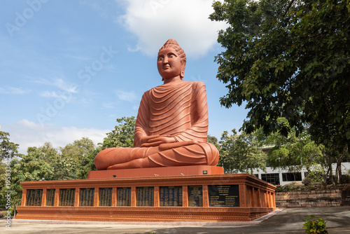 タイ国カンチャナブリーの洞窟寺院ワット・タム・プー・ワー