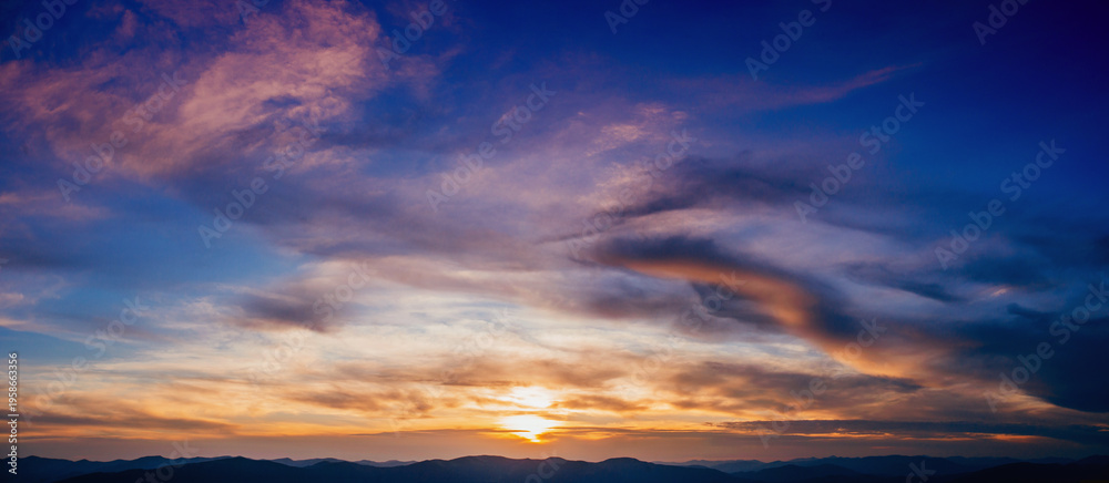 Fototapeta premium CIELO Y NUBES