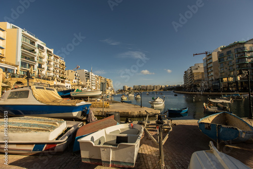 Serene afternoon at Spinola...