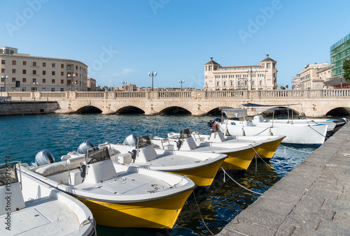 Wallpaper Mural The historic Umbertino Bridge connects the island of Ortigia with the city of Syracuse, Sicily, Italy. Torontodigital.ca