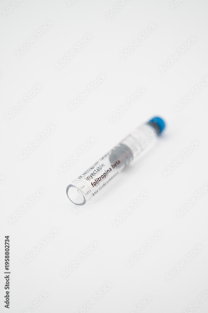 Obraz premium Follicotropin beta injection pen for fertility treatment IVF