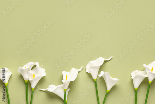 Artificial calla lily flowe...