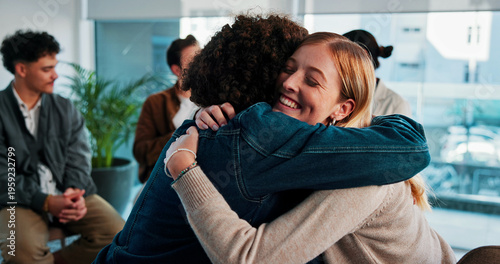 Fotografie Group, therapy and happy people hug for support with experience, mental health and healing
