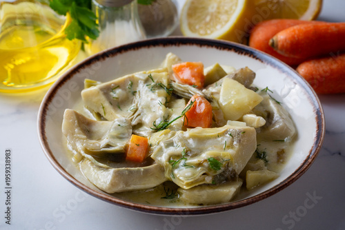 Traditional Turkish olive o...