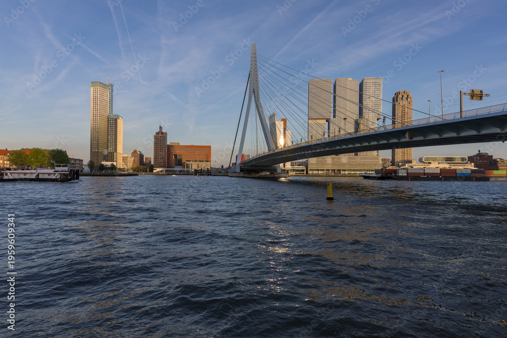 Obraz premium Modern Rotterdam skyline with Erasmus Bridge and De Rotterdam building