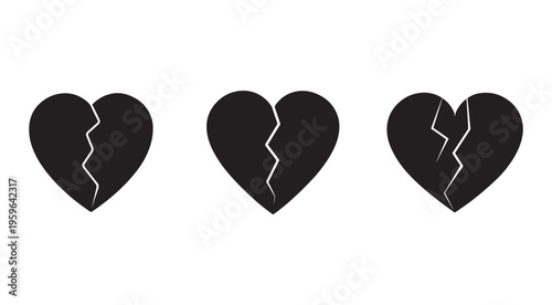 Blackbrokenheartsicons  threebrokenhearts  crackedheartssymbols  heartsymbols
