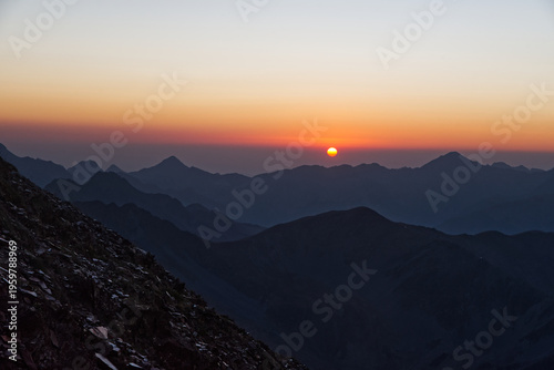 Foto Sunrise from Pic de Coma Pedrosa - highest point of whole Andorrra state