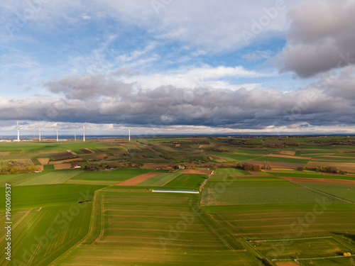 Wallpaper Mural Felder in Rheinhessen (Klein-Winternheim) im März 2026 Torontodigital.ca