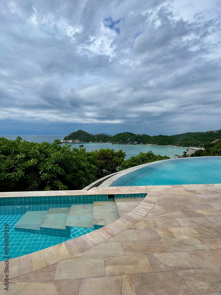 Fototapeta premium swimming pool & view