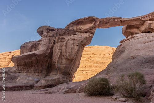 Bild auf Leinwand Um Fruth rock bridge in Wadi Rum desert, Jordan