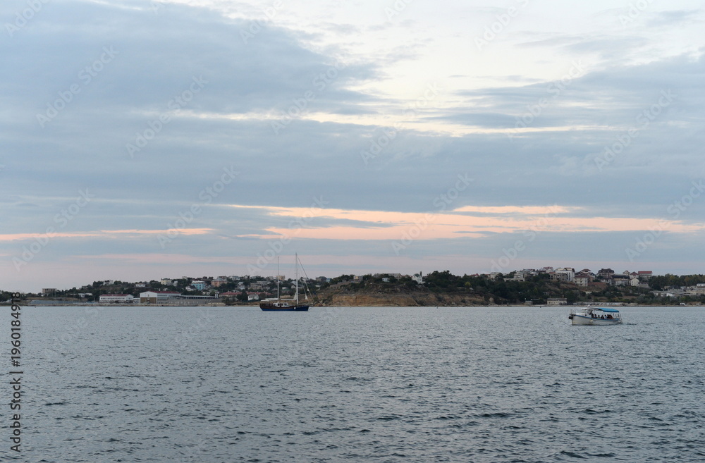 Fototapeta premium Evening in Sevastopol Bay