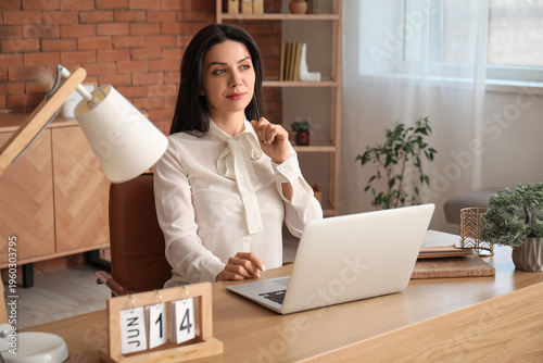 Beautiful woman having job ...