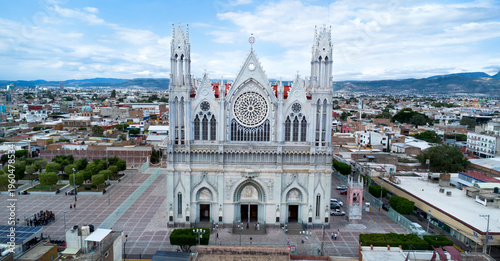 Fachada del Templo Expiatorio de León, Guanajuato. Arquitectura neo gótica en México