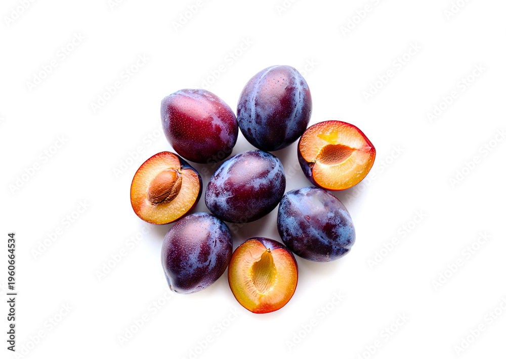 Fototapeta premium Plums isolated on white background.