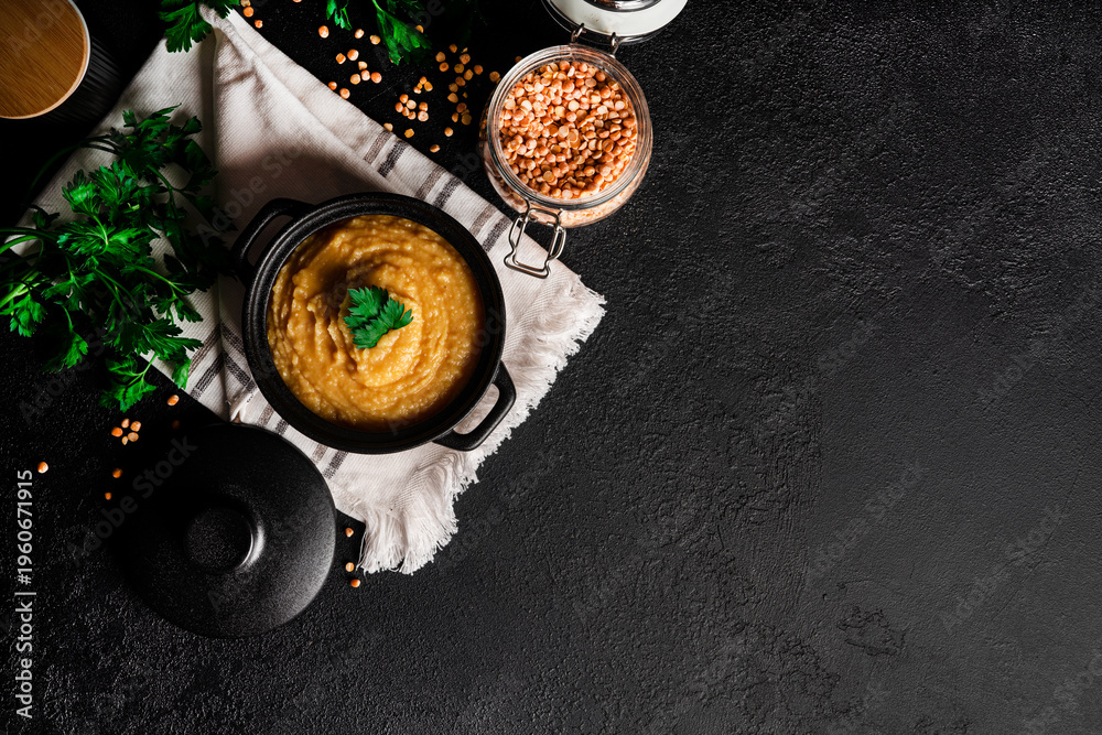 Photography Pea puree on a dark background