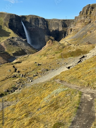 Slika na platnu Háifoss waterfall plunging into a dramatic green canyon in southern Iceland