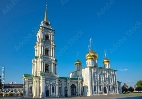 Tableau sur toile View on the Holy Dormition Cathedral on the territory of the Tula Kremlin, Russi