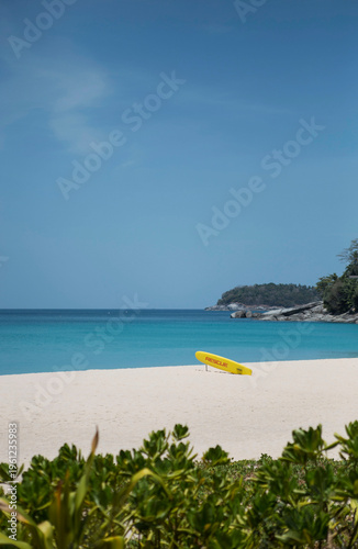 Fotografija Empty Kata Noi beach, Phuket, Thailand