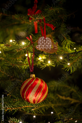 ŚWIĘTA BOŻEGO NARODZENIA- ozdoby choinkowe