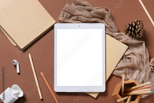Tablet computer with notebo...